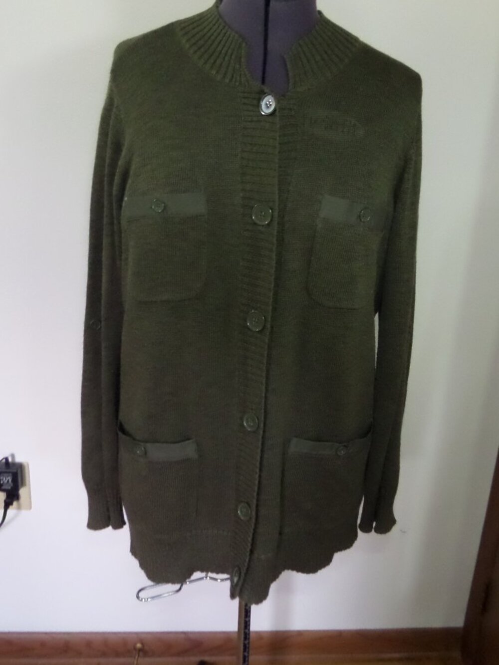 Jones New York  Women's Fall Long Sleeve Cardigan Sweater Olive Green Size 1X